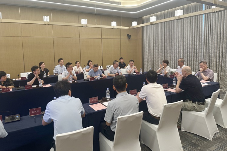 泛大湾区眼科手术沙龙大会现场